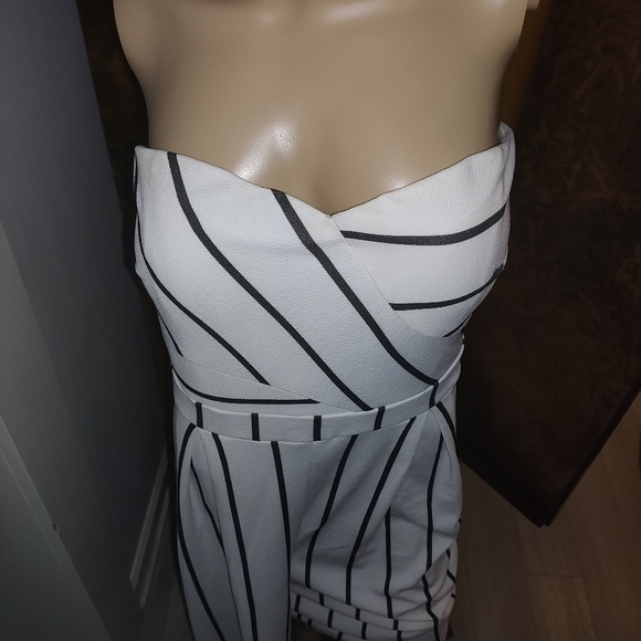 Sexy plus size jumpsuit - Picture 3 of 9